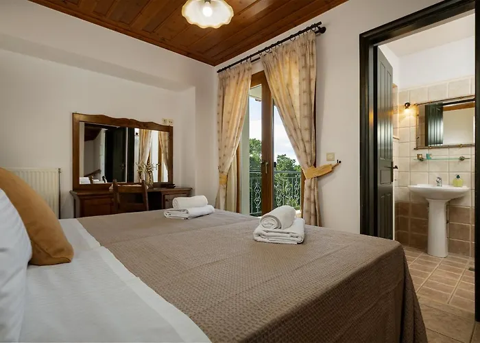 Villa Eleftheria Private Pool/Garden/View/3Bdrms/3.5Bthrms