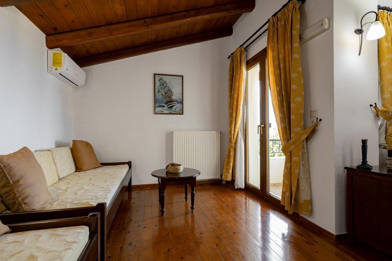 Eleftheria Private Pool/garden/view/3bdrms/3.5bthrms Вилла Платаньяс